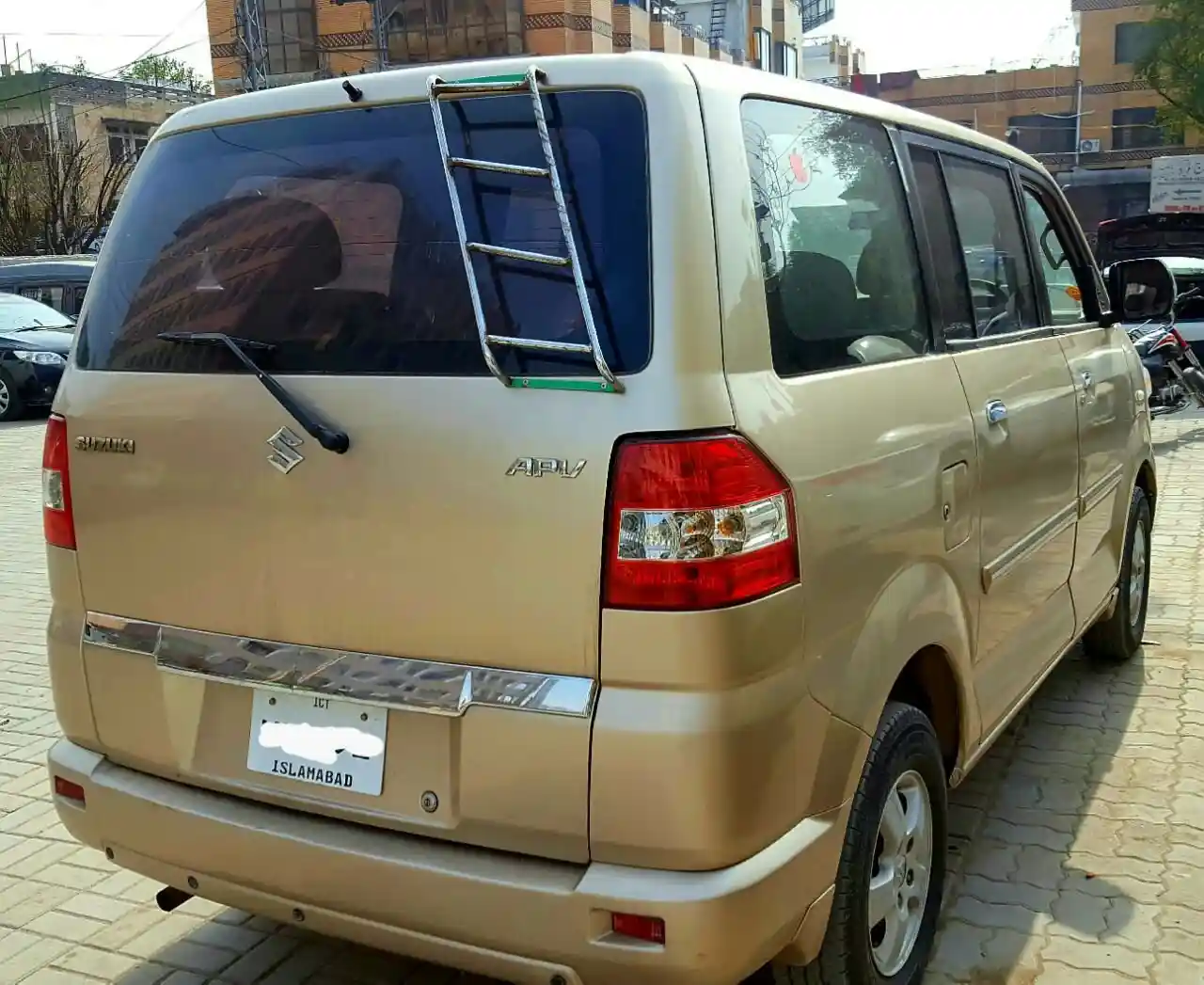 Hire Suzuki APV on Rent