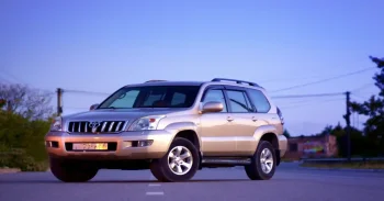 Rent a Car in Skardu