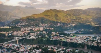 Deluxe Murree and Kashmir Honeymoon Package