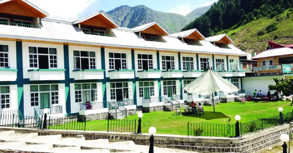 Pine Top Hotel
