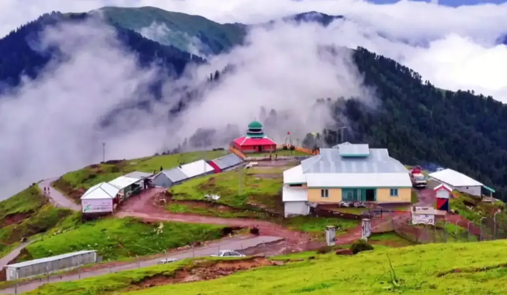 6 Days Naran & Azad Kashmir Tour Package