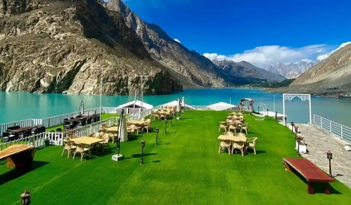 3 Days Hunza Family Trip by Air